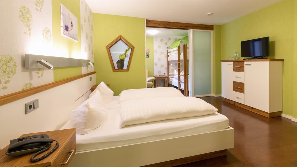 Hotel Luisen Muehle Mengeringhausen ภายนอก รูปภาพ