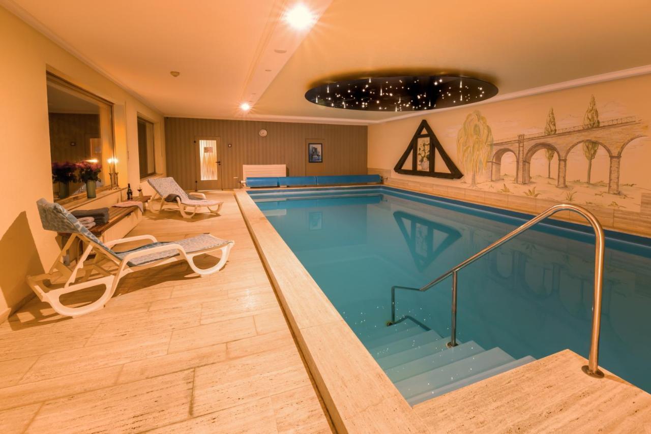 Hotel Luisen Muehle Mengeringhausen ภายนอก รูปภาพ